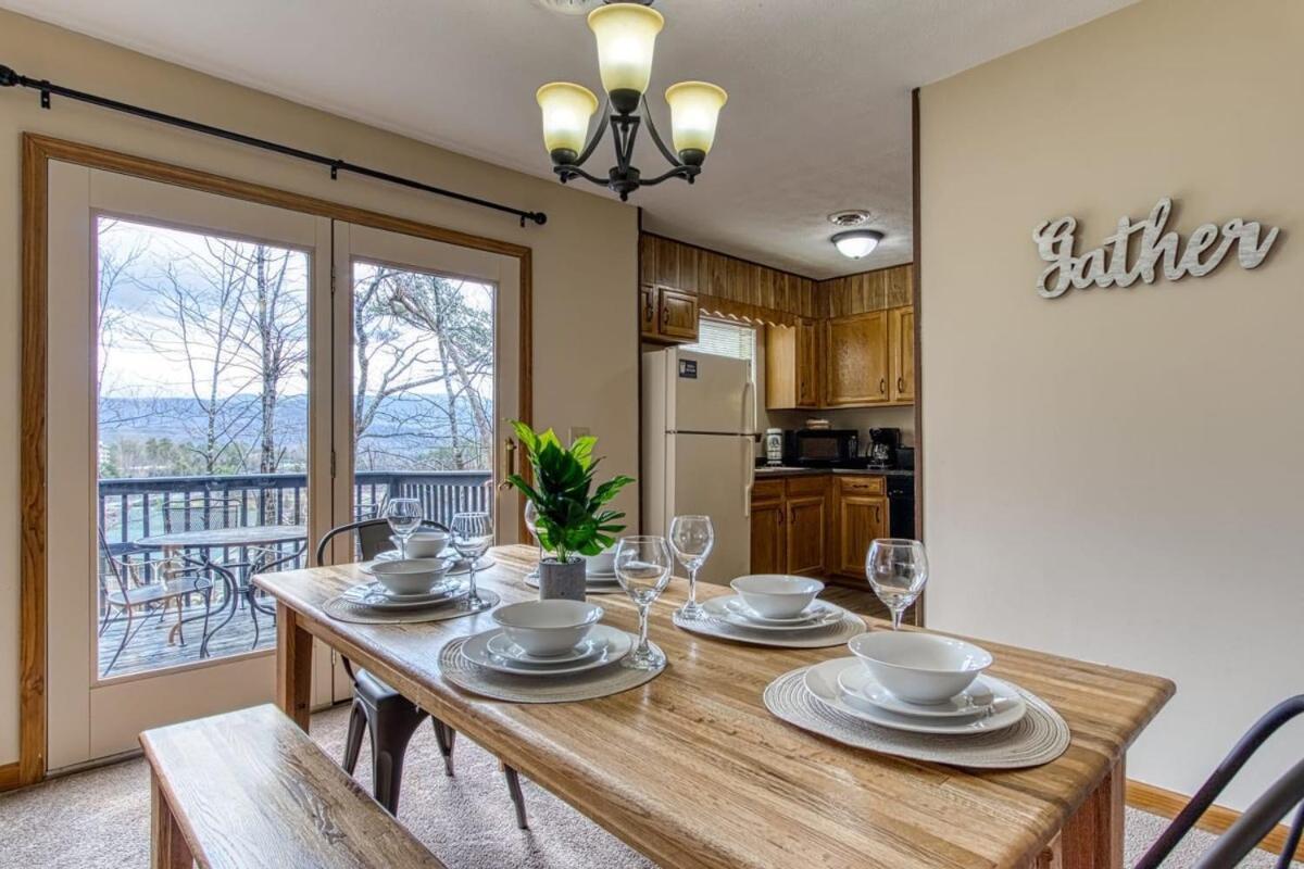 Pinecrest Townhomes-1King-2Queen Unit-Updated بيدجن فورج المظهر الخارجي الصورة