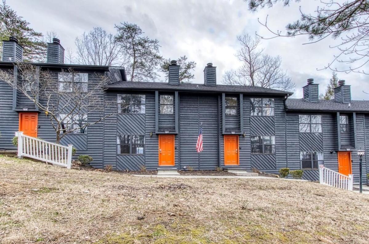 Pinecrest Townhomes-1King-2Queen Unit-Updated بيدجن فورج المظهر الخارجي الصورة