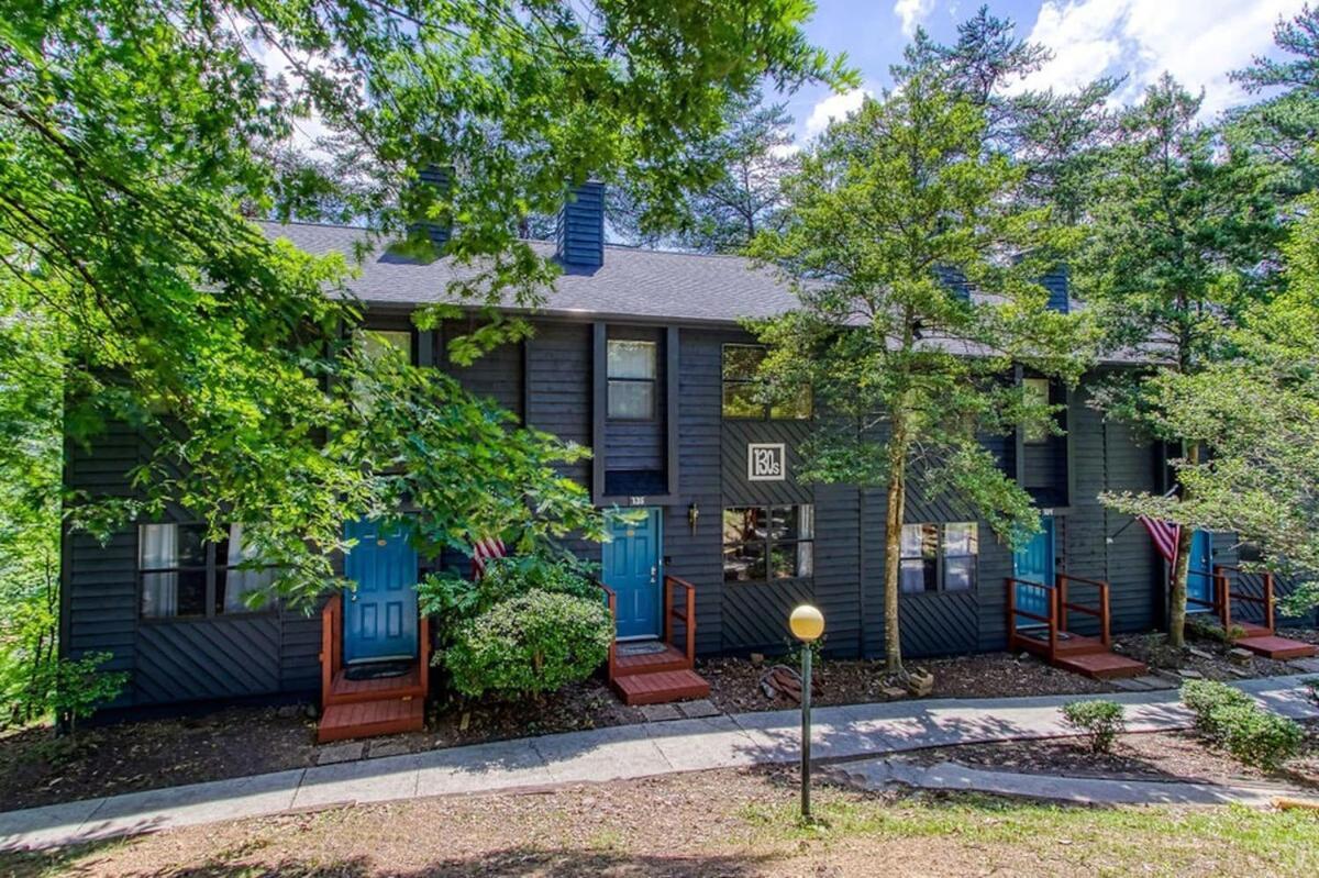 Pinecrest Townhomes-1King-2Queen Unit-Updated بيدجن فورج المظهر الخارجي الصورة