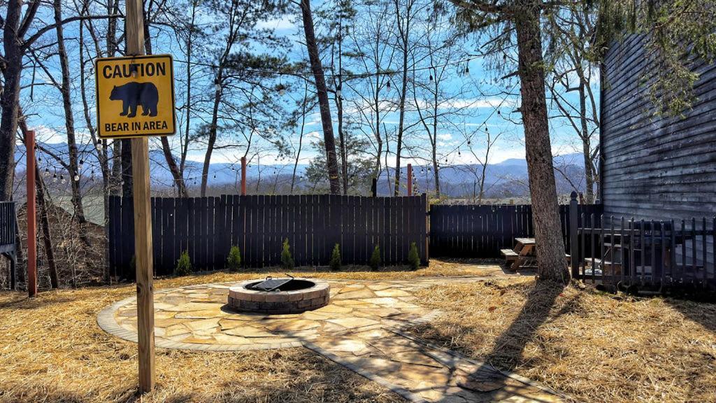 Pinecrest Townhomes-1King-2Queen Unit-Updated بيدجن فورج المظهر الخارجي الصورة